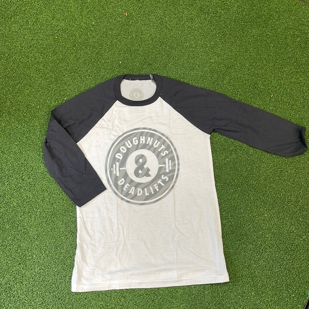 🍩NWT🍩 Doughnuts & Deadlifts DNDL Baseball Tee Size XS Lifting Crossfit Fitness